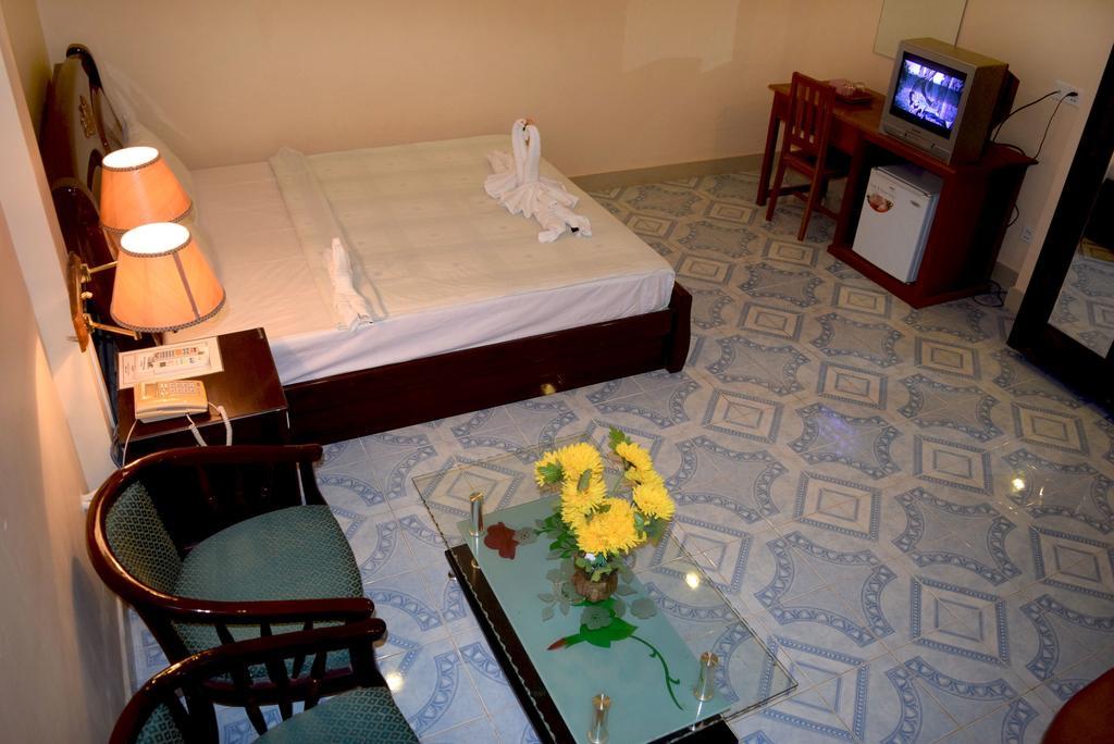 Reaksmey Battambang Hotel Exteriör bild